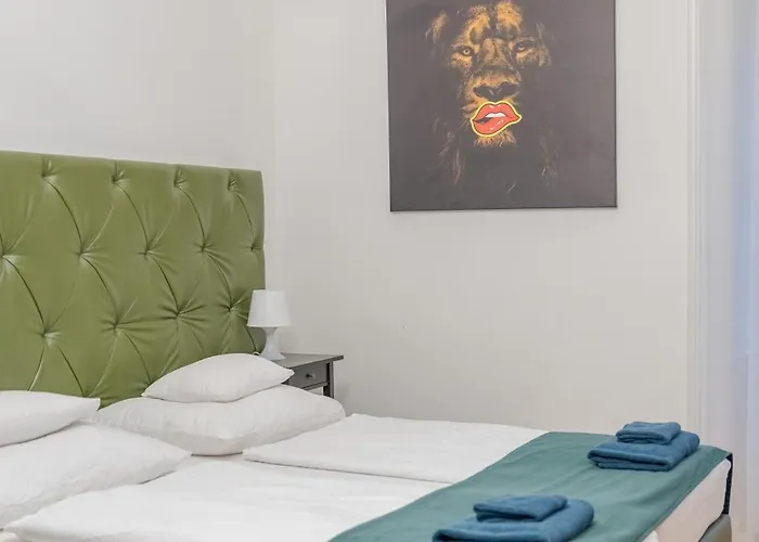 Appartement Faces Of Jungle - Funky Design In Vibrant Centre *