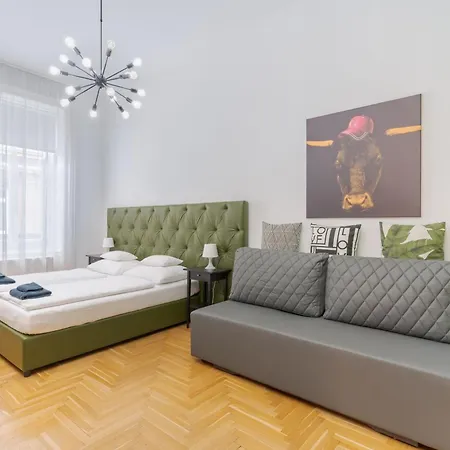 Appartement Faces Of Jungle - Funky Design In Vibrant Centre