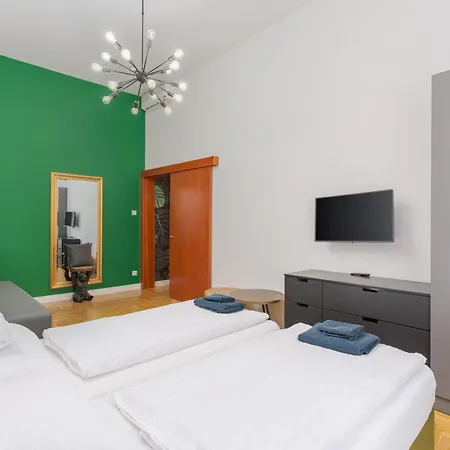Apartament Faces Of Jungle - Funky Design In Vibrant Centre *